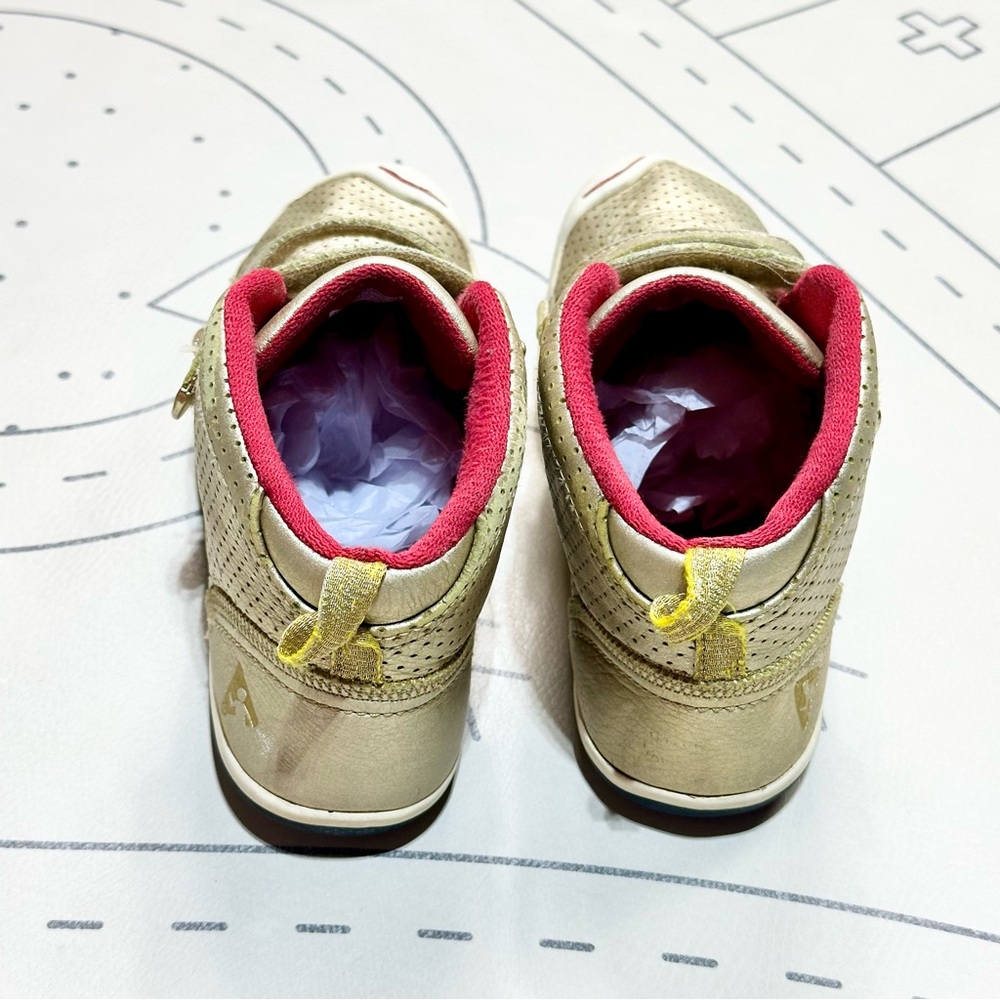 PLAE Max in Gold 2020 - Picture 4 of 13